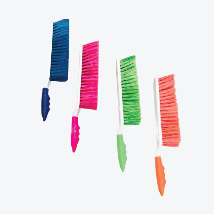 Carpet cleaner brush